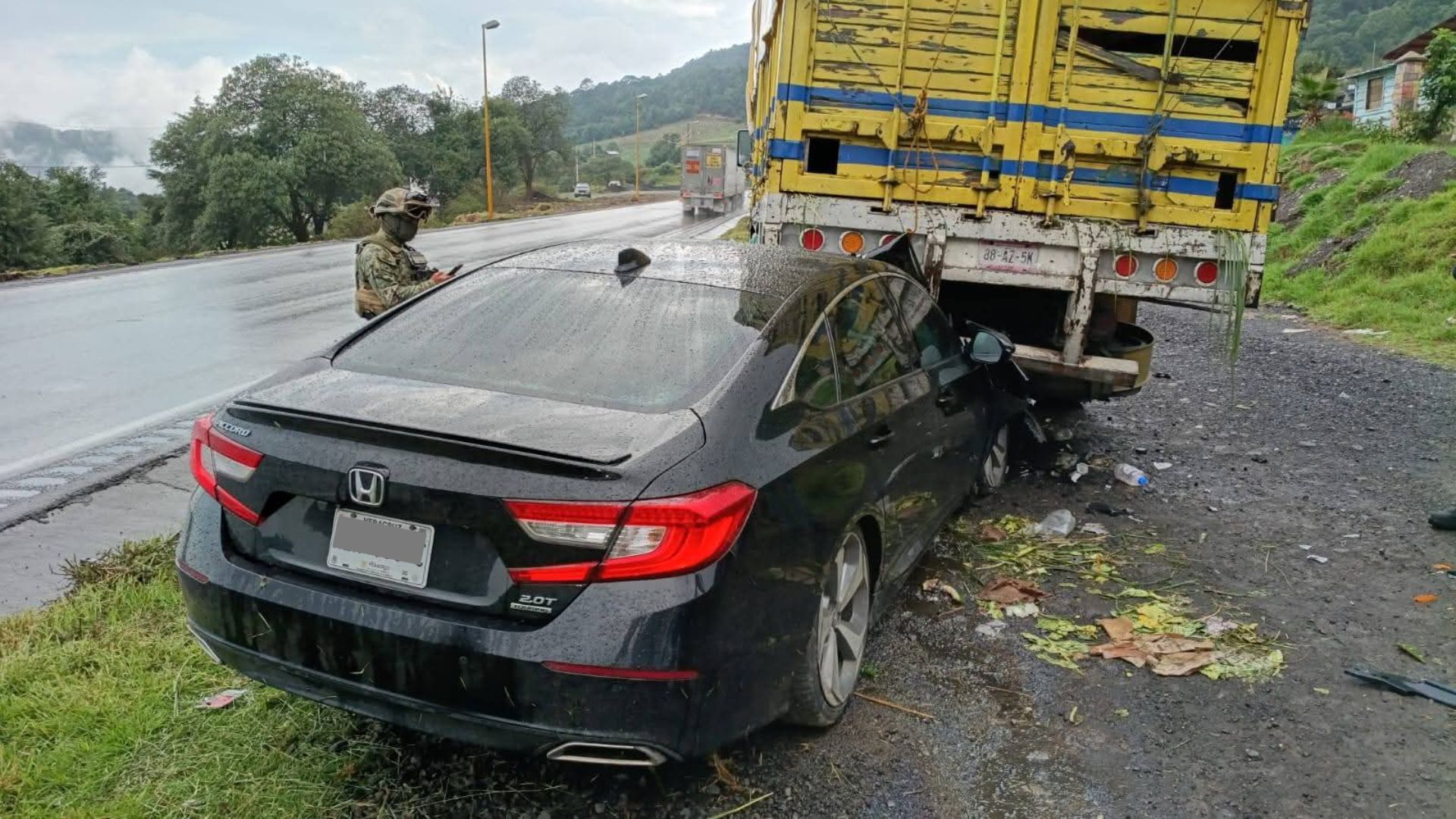 A pesar del fuerte impacto, no se han reportado personas lesionadas.